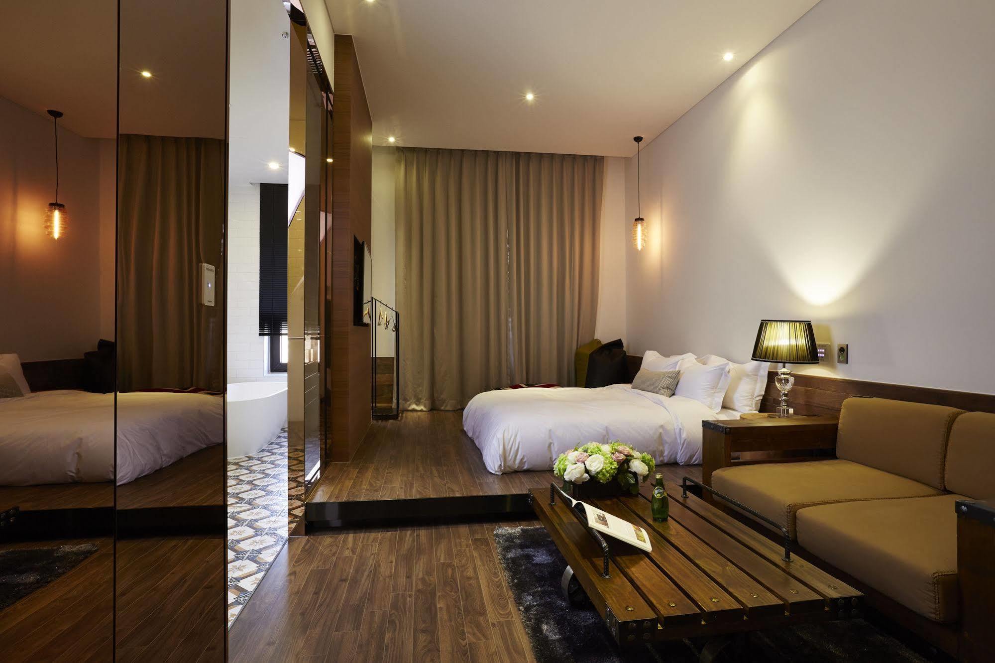 Chungbuk Inno City Namoo Hotel Eumseong Zewnętrze zdjęcie